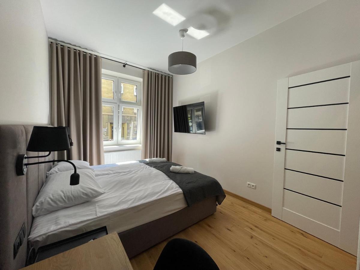Revesen Premium Apartments Краков Экстерьер фото