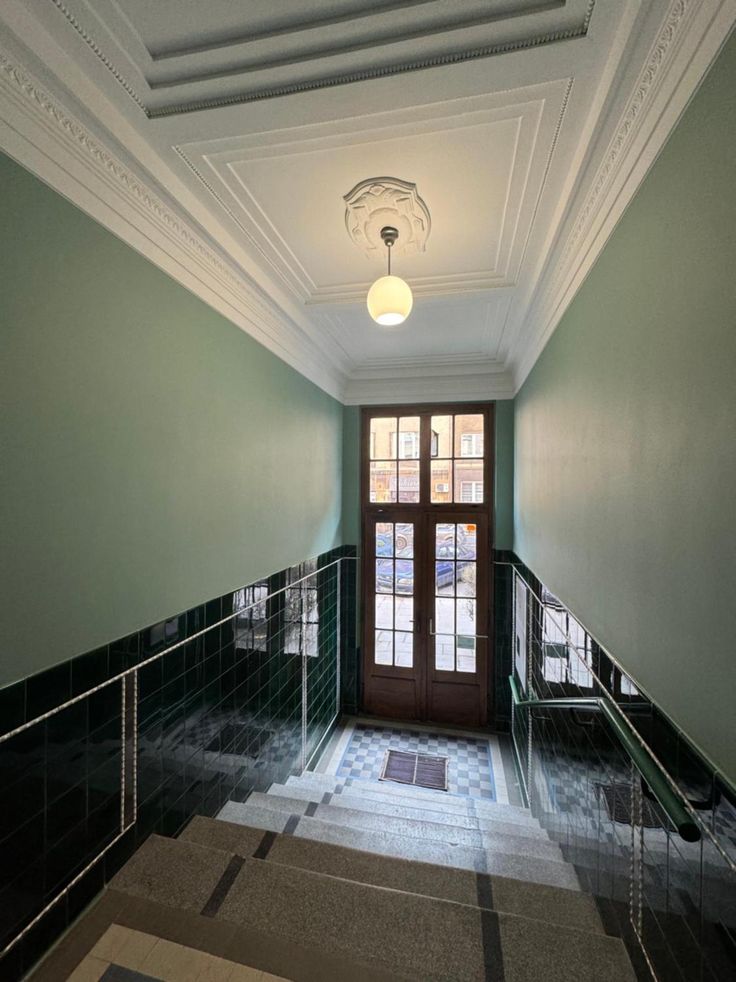 Revesen Premium Apartments Краков Экстерьер фото