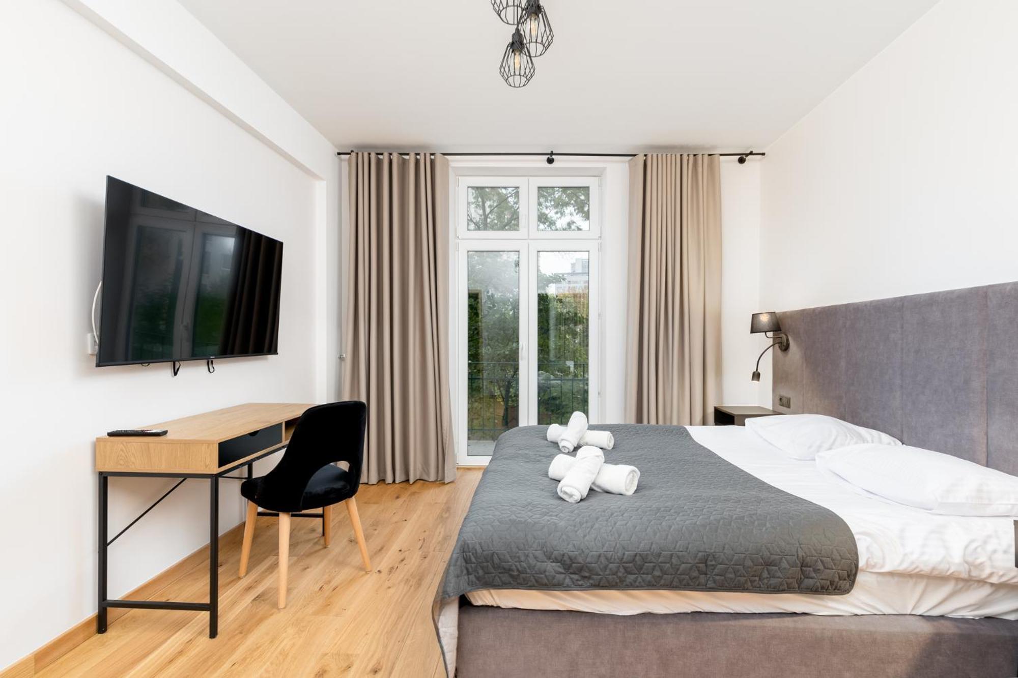 Revesen Premium Apartments Краков Экстерьер фото
