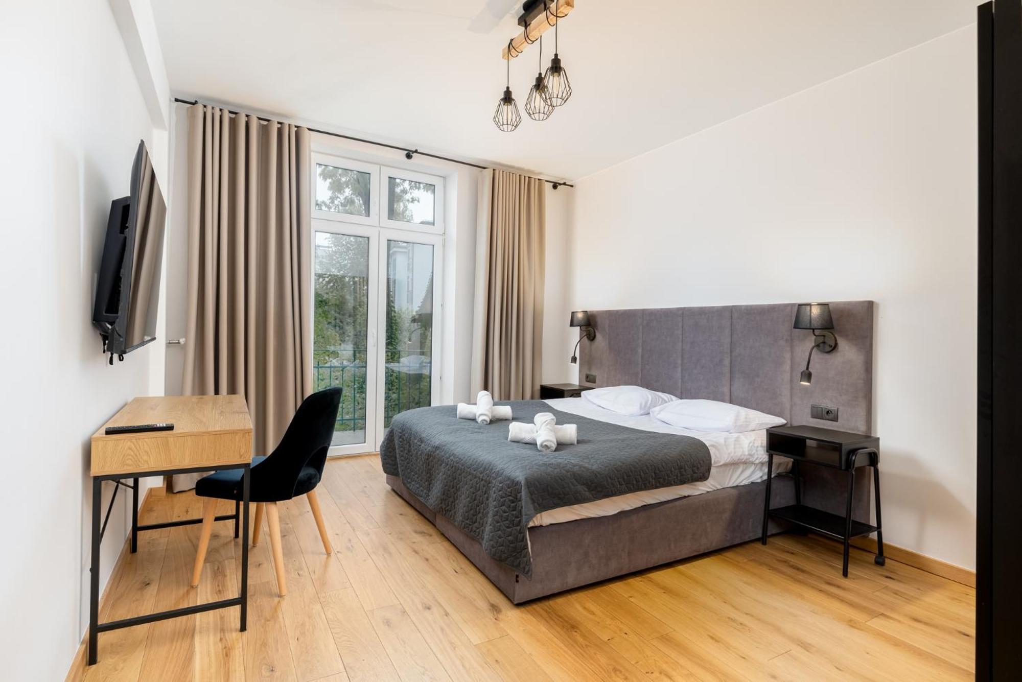 Revesen Premium Apartments Краков Экстерьер фото