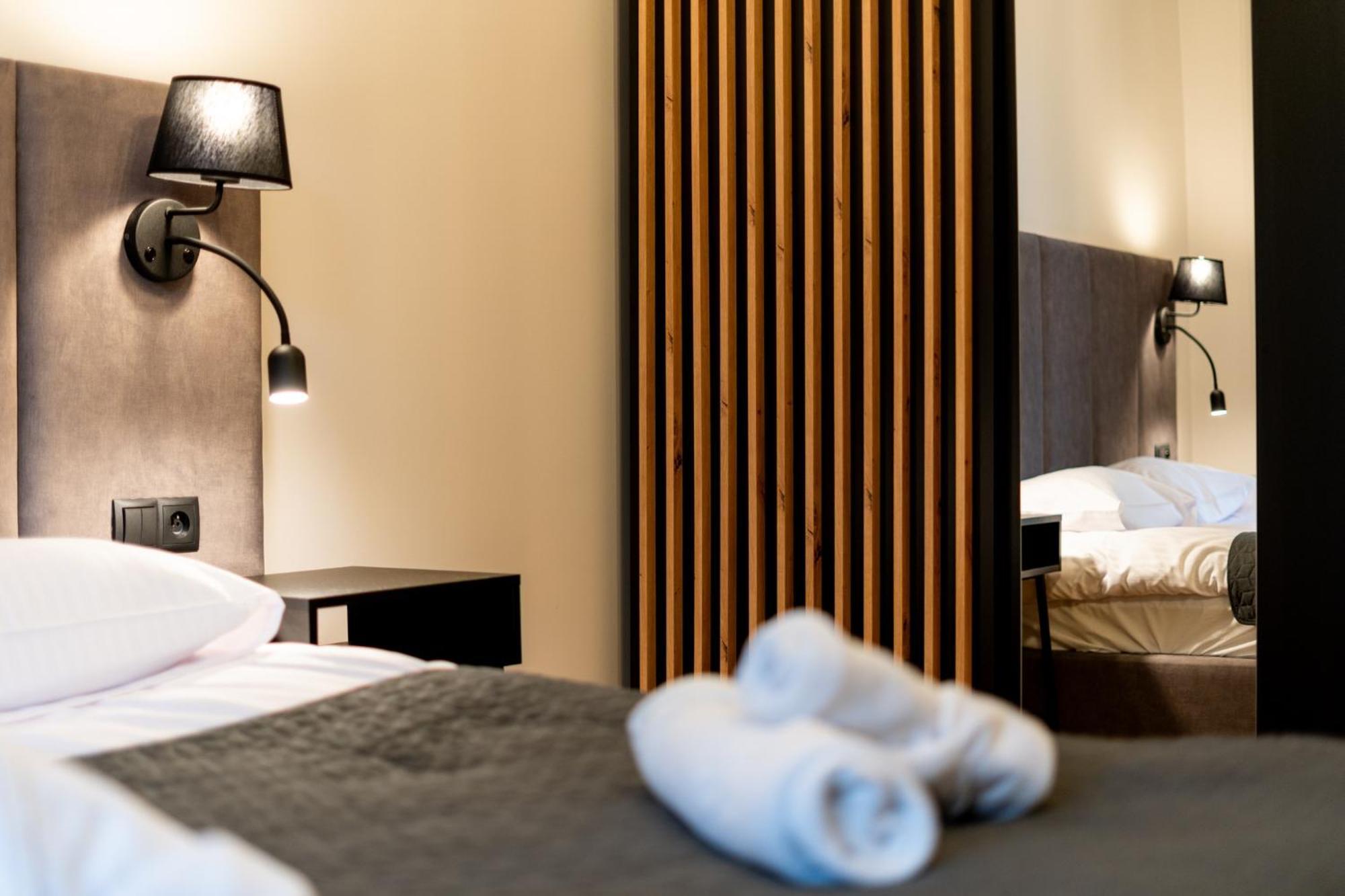 Revesen Premium Apartments Краков Экстерьер фото