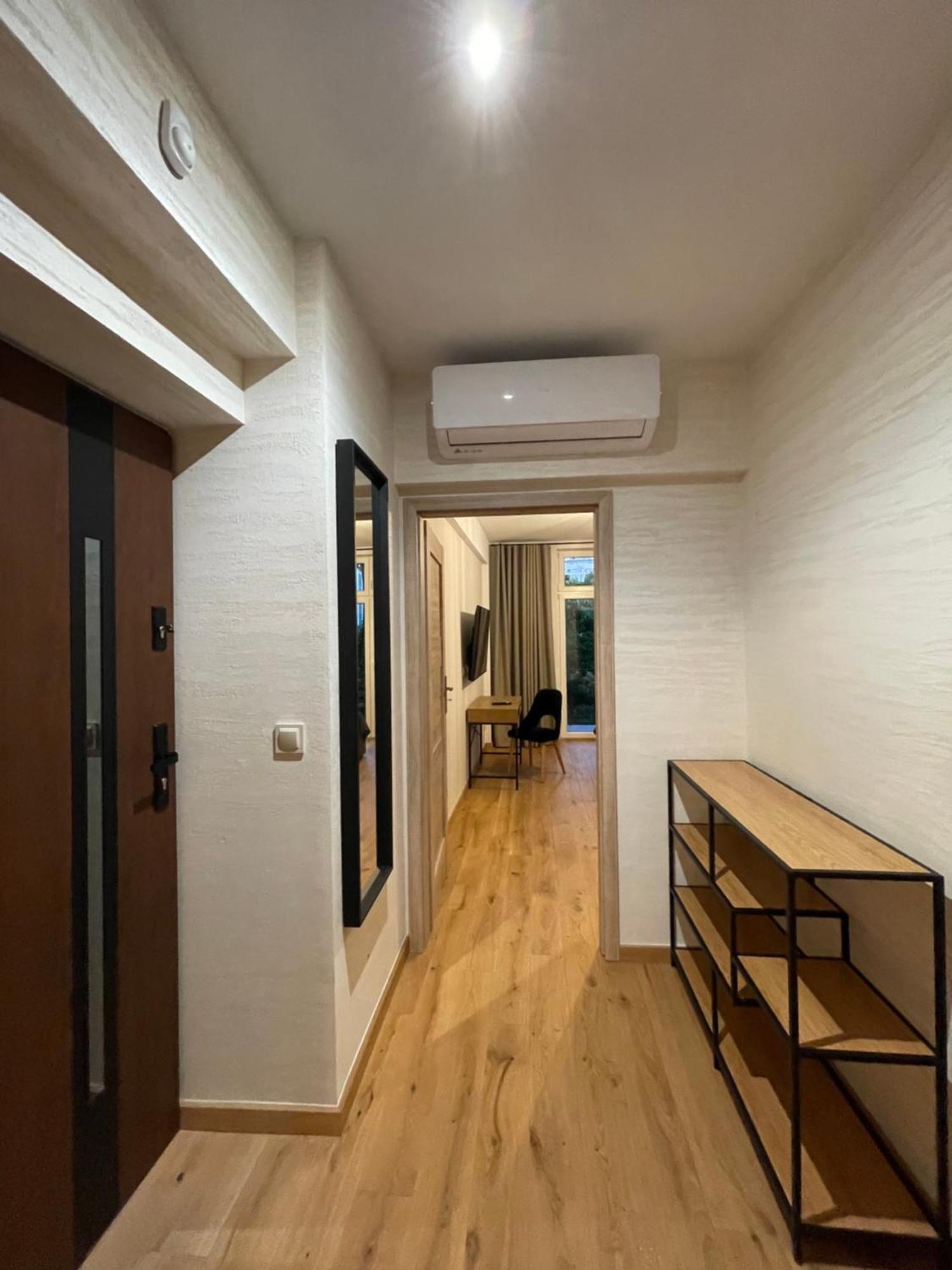 Revesen Premium Apartments Краков Экстерьер фото
